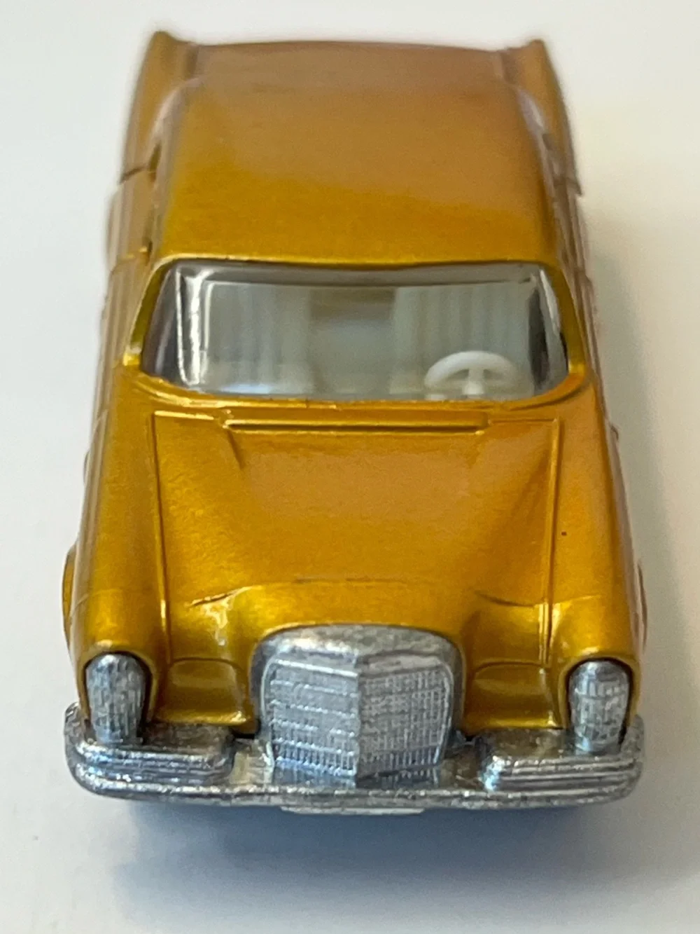 Vintage Matchbox No. 46 Mercedes 300SE Lesney England Metallic Gold